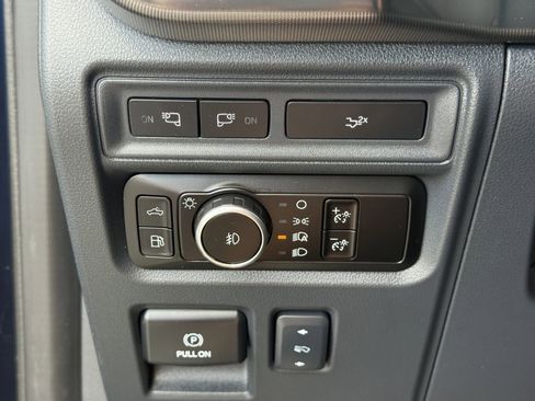 Used 2024 Ford F150 Lariat w/ Equipment Group 502A High AWD/4WD image 29