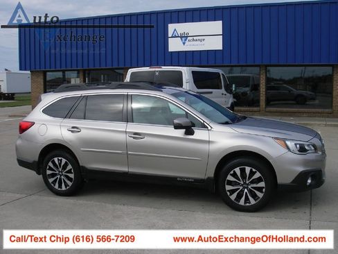 Used 2017 Subaru Outback 2.5i Limited image 1