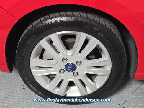 Used 2008 Ford Focus Coupe FWD image 9