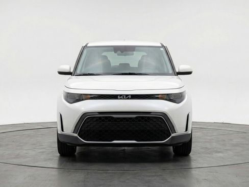 Used 2025 Kia Soul LX w/ LX Technology Package image 2