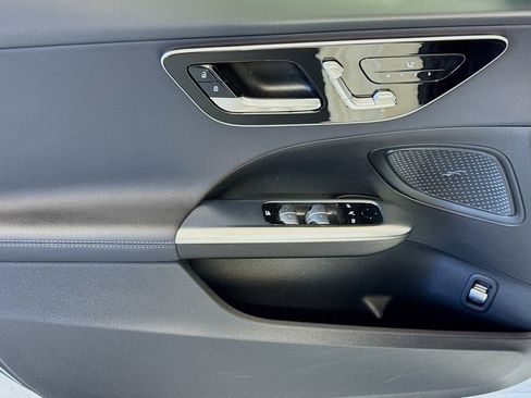 Used 2022 Mercedes-Benz C 300 Sedan image 17