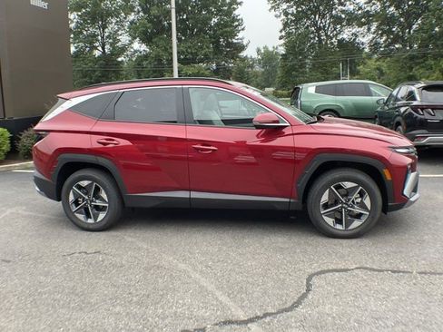 New 2025 Hyundai Tucson SEL image 3