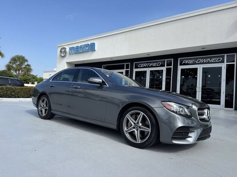 Used 2018 Mercedes-Benz E 300 4MATIC image 22