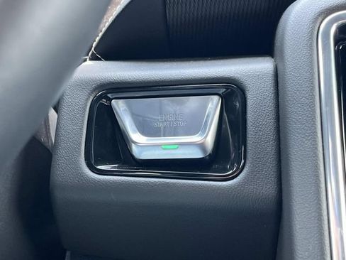 Certified 2025 GMC Yukon Elevation AWD/4WD image 39