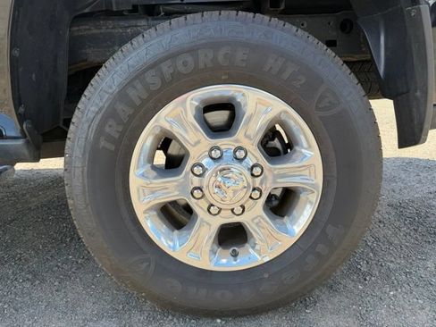 Certified 2025 RAM 2500 Big Horn AWD/4WD image 29