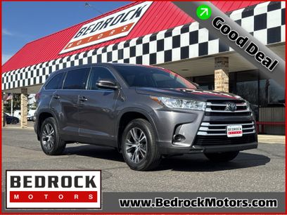 Used 2019 Toyota Highlander LE
