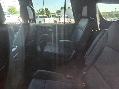 Used 2021 Chevrolet Tahoe Z71 AWD/4WD image 10