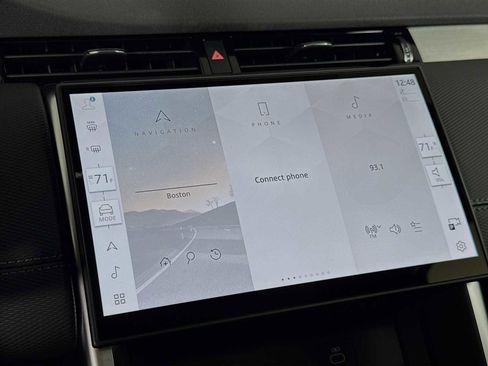 New 2026 Land Rover Discovery Sport Landmark image 13