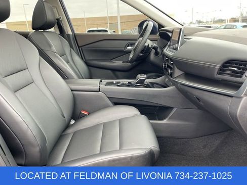 Used 2023 Nissan Rogue SV w/ SV Premium B Package image 27