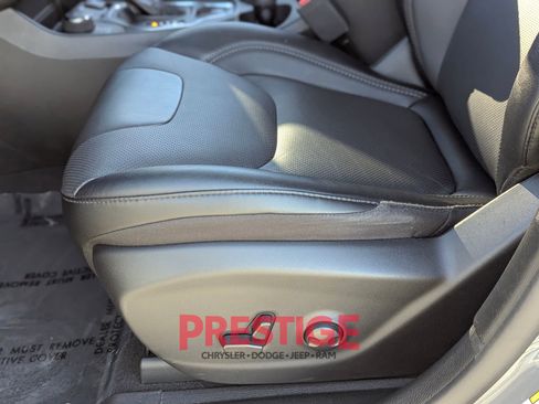 Used 2022 Jeep Cherokee Latitude Lux AWD/4WD image 26