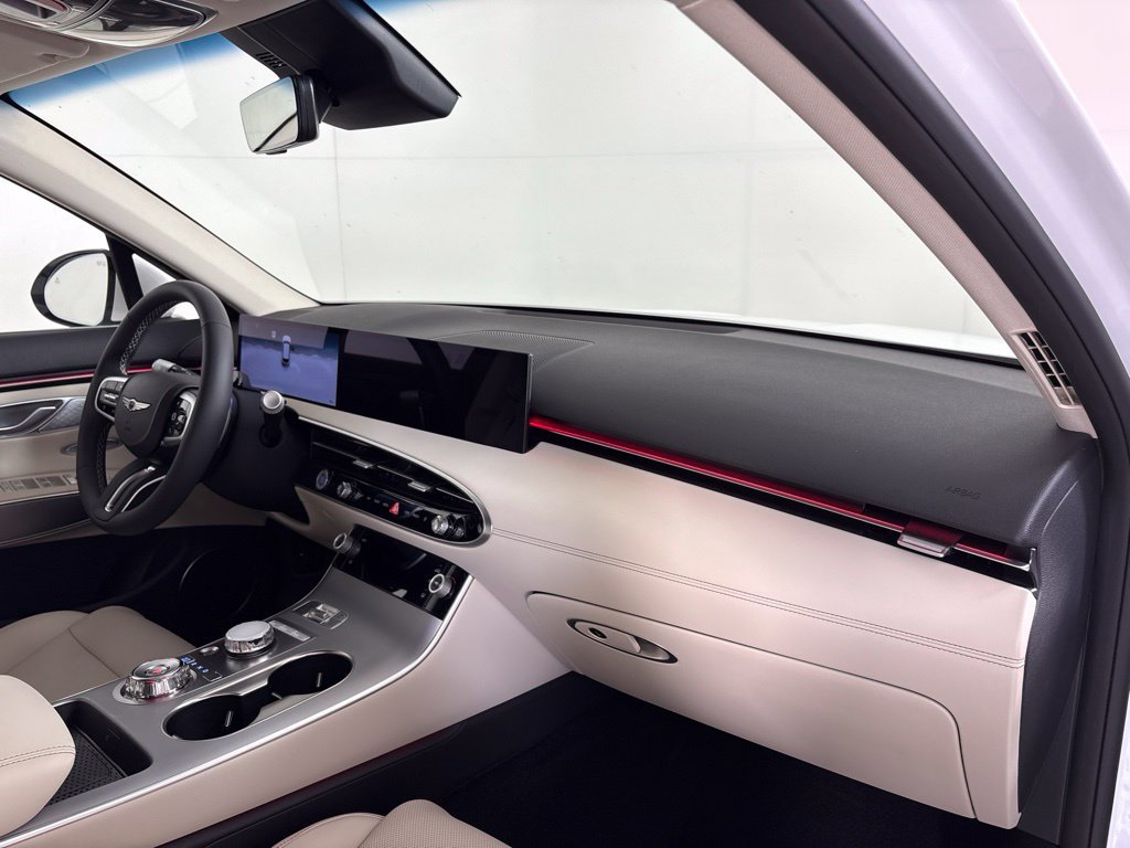 New 2027 Genesis GV70 2.5T Select AWD/4WD image 13