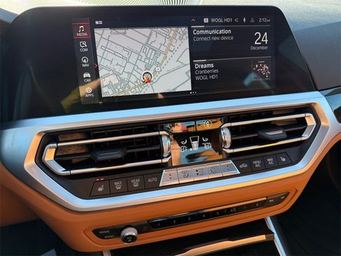 Used 2020 BMW 330i xDrive Sedan w/ Premium Package image 20