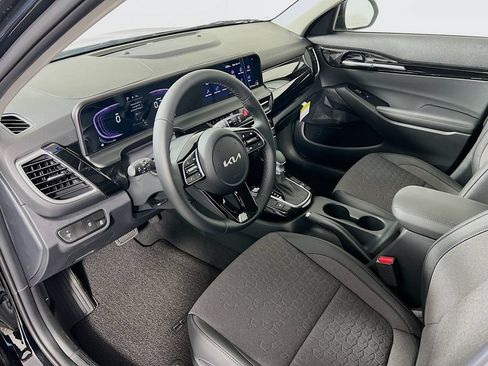 New 2026 Kia Seltos S FWD image 9
