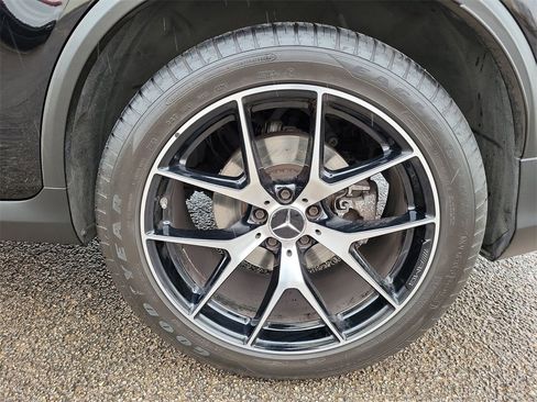 Certified 2021 Mercedes-Benz GLC 43 AMG 4MATIC image 11