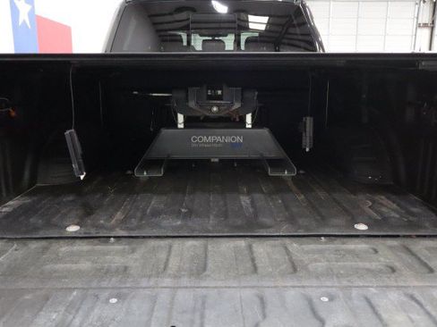 Used 2021 Ford F250 Lariat w/ Lariat Ultimate Package AWD/4WD image 34