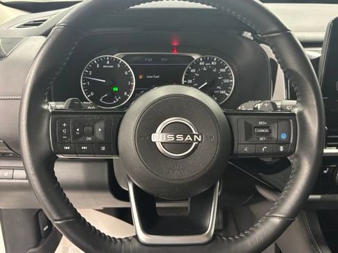 Used 2022 Nissan Pathfinder SV AWD/4WD image 20