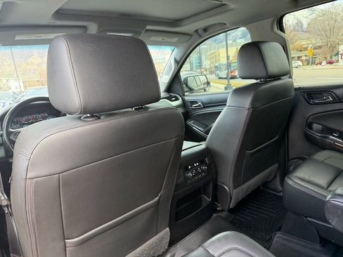 Used 2018 Chevrolet Tahoe LT image 13