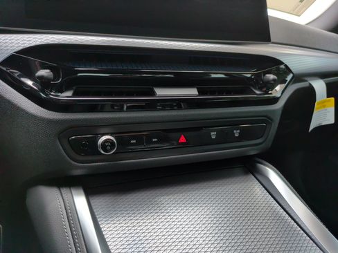 Used 2026 BMW M240i Coupe w/ Premium Package RWD image 18