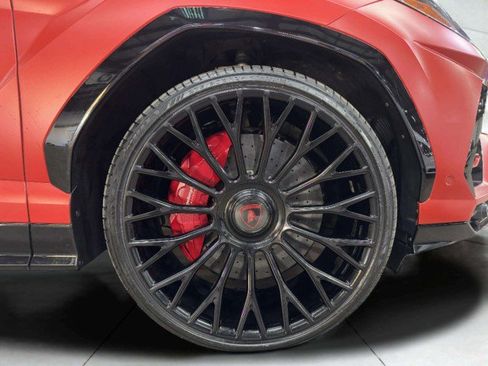 Used 2019 Lamborghini Urus image 81