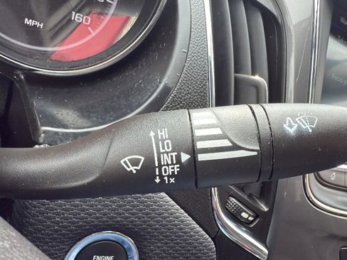 Used 2019 Chevrolet Cruze LT w/ Convenience Package image 13