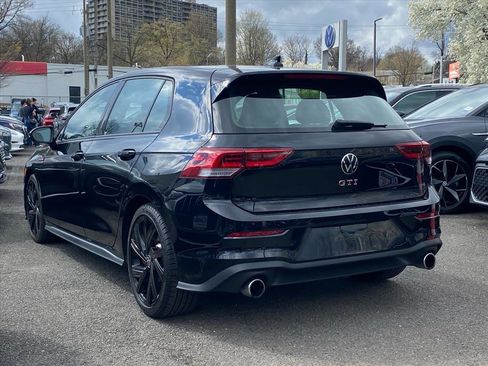 Certified 2023 Volkswagen GTI SE w/ SE Leather Package image 4