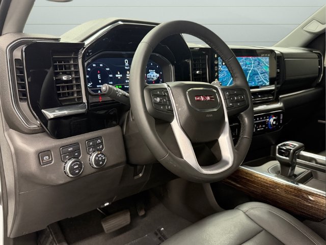 Used 2023 GMC Sierra 1500 Elevation w/ Elevation Premium Package AWD/4WD image 10