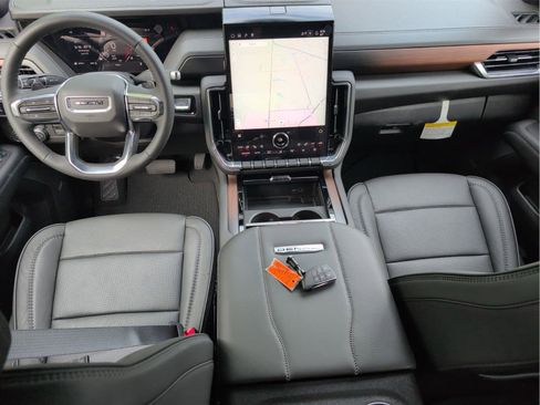 New 2026 GMC Yukon Denali w/ Sun & Power Step Package AWD/4WD image 19