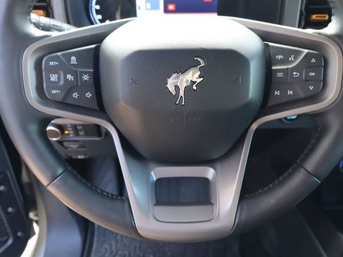 Used 2024 Ford Bronco Badlands AWD/4WD image 10