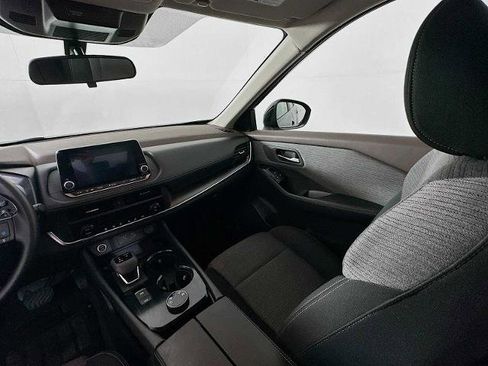 Certified 2023 Nissan Rogue SV image 21