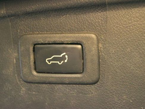 Used 2016 Subaru Outback 2.5i Premium image 15