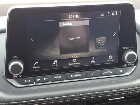 Used 2023 Nissan Rogue SV image 20