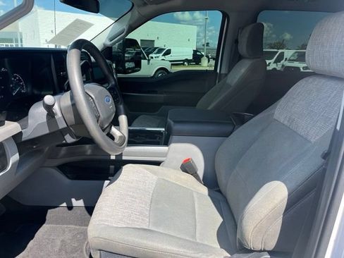 Used 2023 Ford F250 XLT w/ 360-Degree Camera Package AWD/4WD image 5