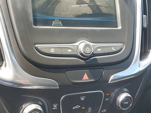 Used 2019 Chevrolet Equinox LT AWD/4WD image 19