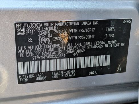 Used 2025 Toyota RAV4 XLE image 25