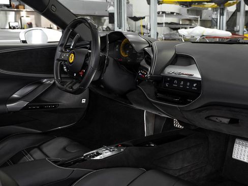 Certified 2021 Ferrari SF90 Stradale AWD/4WD image 18