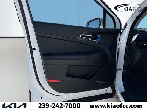 New 2026 Kia Sportage EX w/ EX Panorama Roof Package FWD image 18