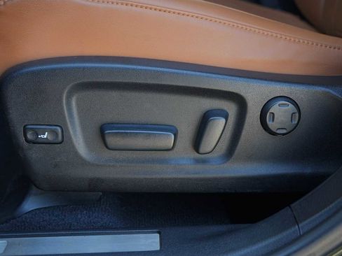 Used 2022 Lexus RX 350L Luxury w/ Accessory Package (Z1) image 12