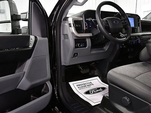 New 2026 Ford F350 XL w/ 360-Degree Camera Package image 17