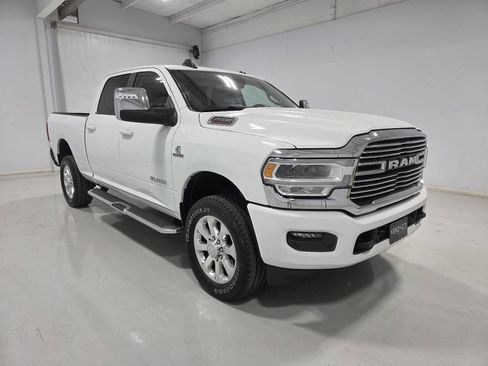 Used 2023 RAM 2500 Laramie AWD/4WD image 1
