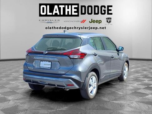 Used 2025 Nissan Kicks Play S FWD image 28