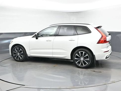 Used 2023 Volvo XC60 B5 Plus w/ Climate Package AWD/4WD image 7