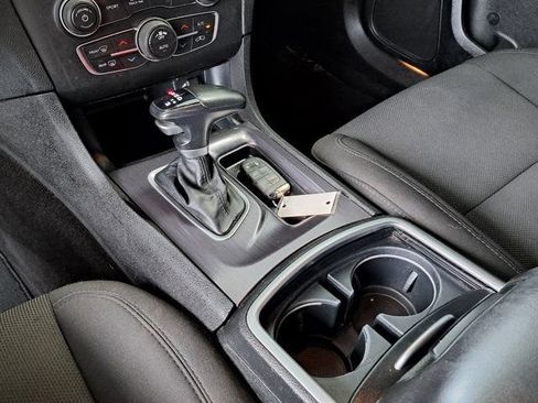 Used 2018 Dodge Charger R/T Scat Pack RWD image 16