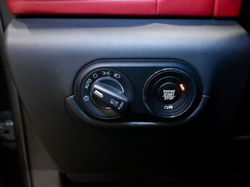 Used 2022 Maserati Levante Modena image 41