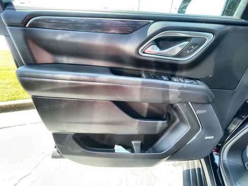 Used 2024 Chevrolet Tahoe LT image 23