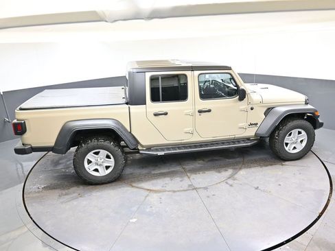 Used 2020 Jeep Gladiator Sport w/ Quick Order Package 24S image 36