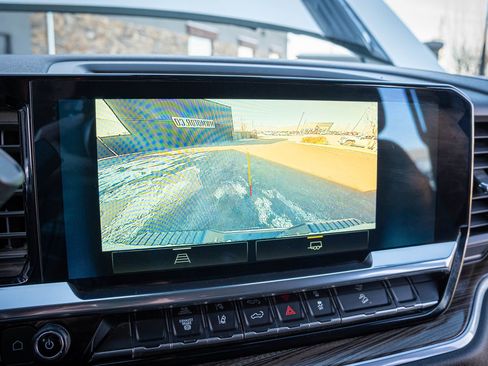 Used 2024 Chevrolet Silverado 2500 LT image 22