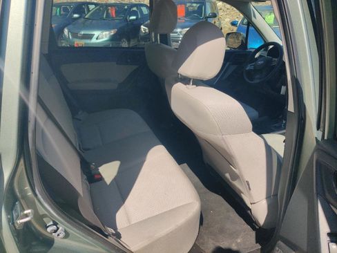 Used 2015 Subaru Forester 2.5i Premium w/ All-Weather Package AWD/4WD image 14