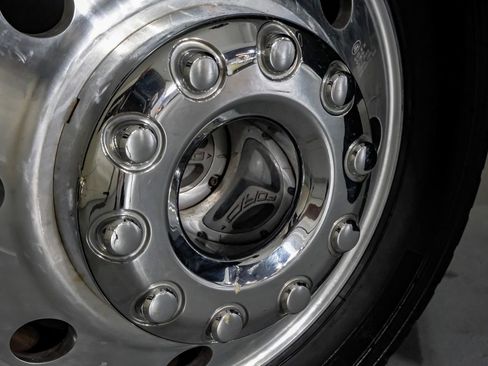 Used 2020 Ford F450 Platinum w/ FX4 Off-Road Package image 57