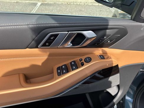 New 2026 BMW X5 sDrive40i w/ Climate Comfort Package image 19