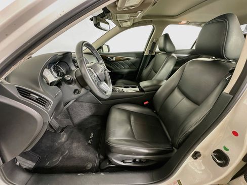 Used 2018 INFINITI Q50 Luxe w/ Sensory Package (Luxe) AWD/4WD image 13